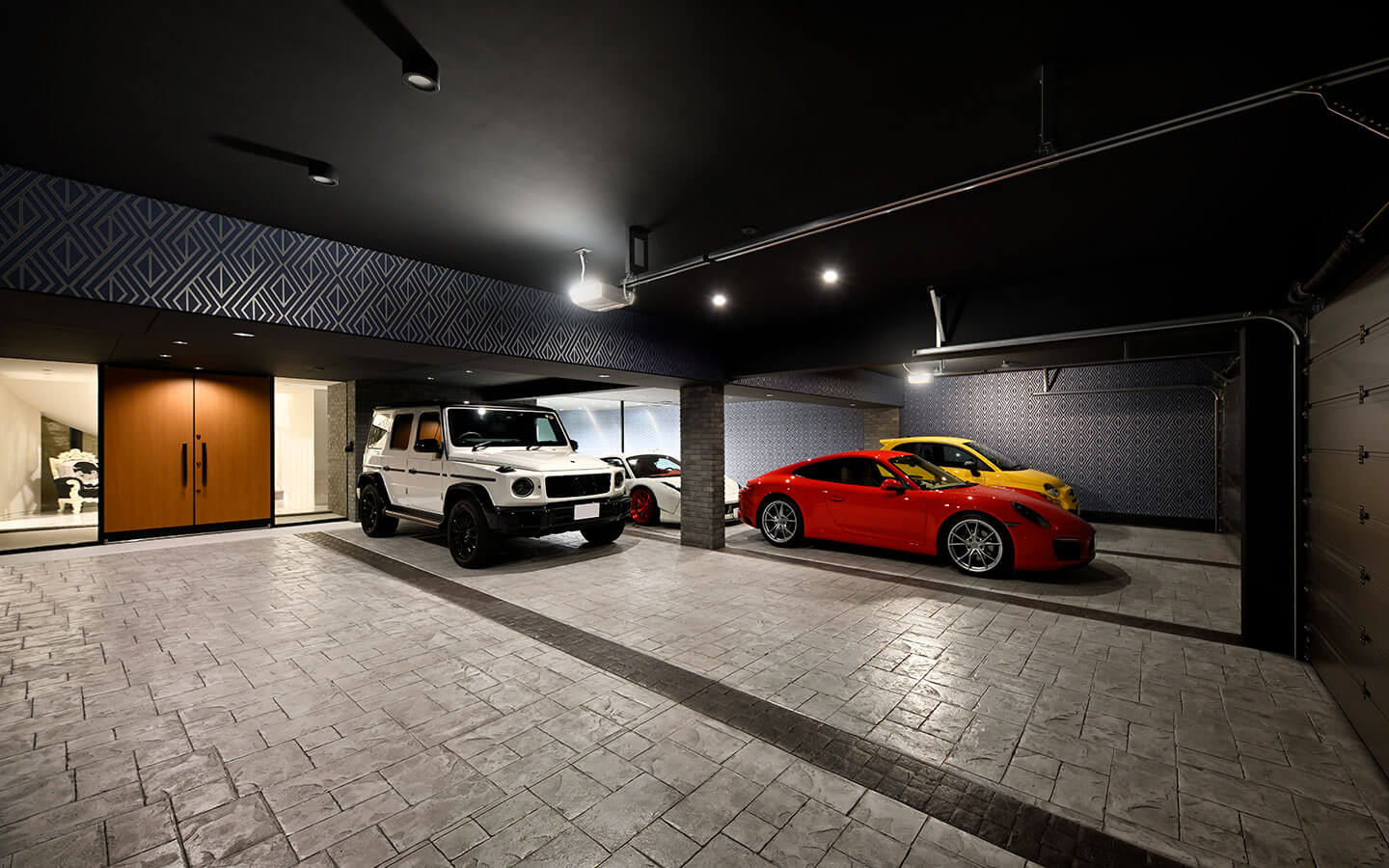 Luxury garage design│高級住宅のガレージ