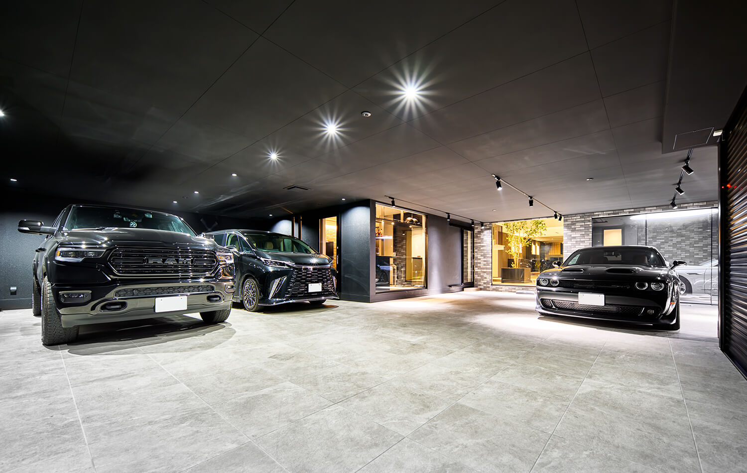 高級住宅のガレージ