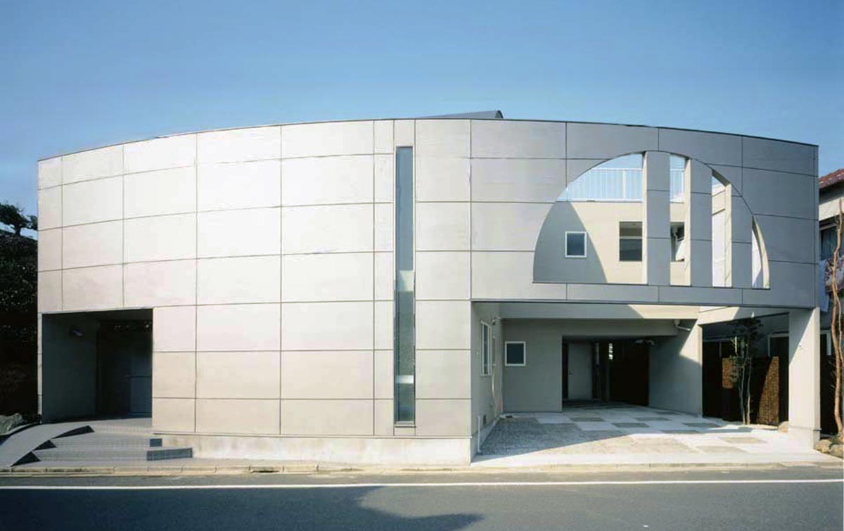 Exterior design of dental clinic