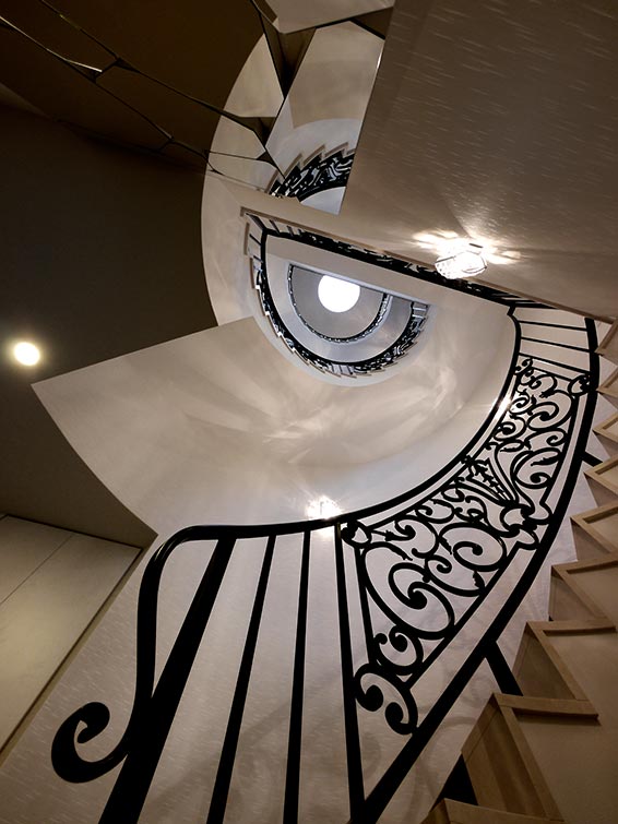 Elegance spiral staircase design│高級住宅