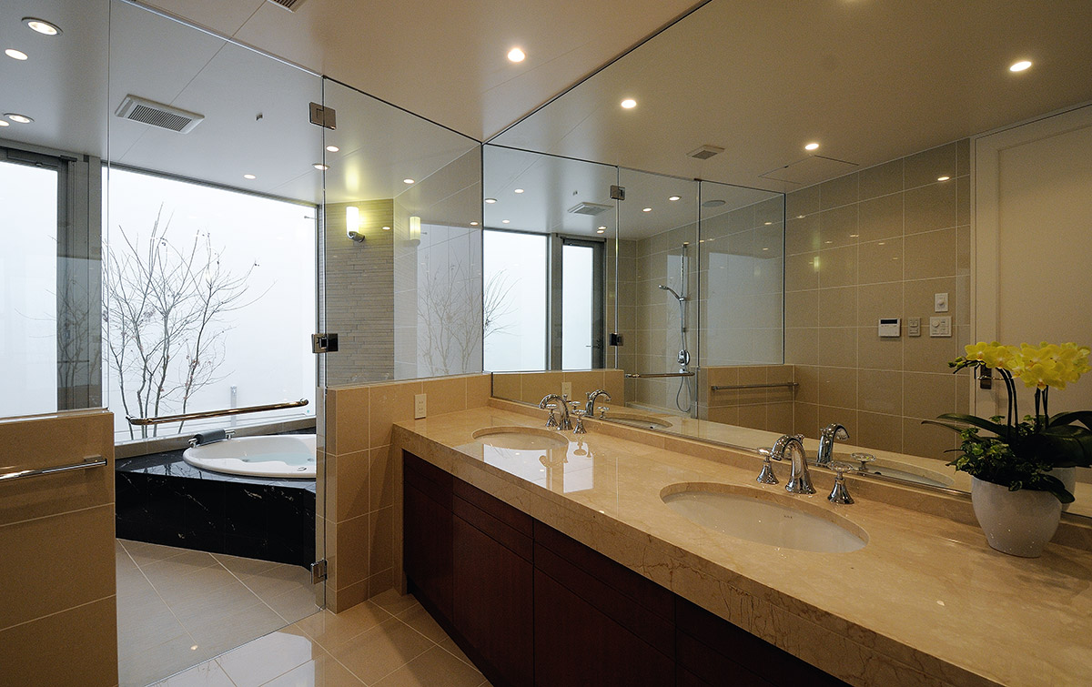 Washroom design design beige│高級住宅