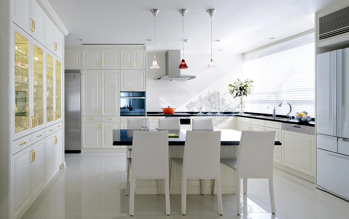 White kitchen design│高級住宅