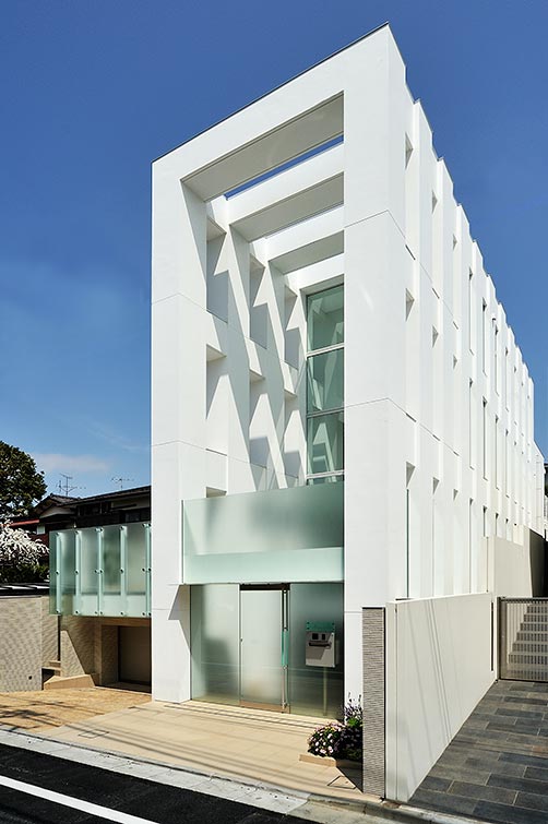 White contemporary house exterior design│高級住宅外観