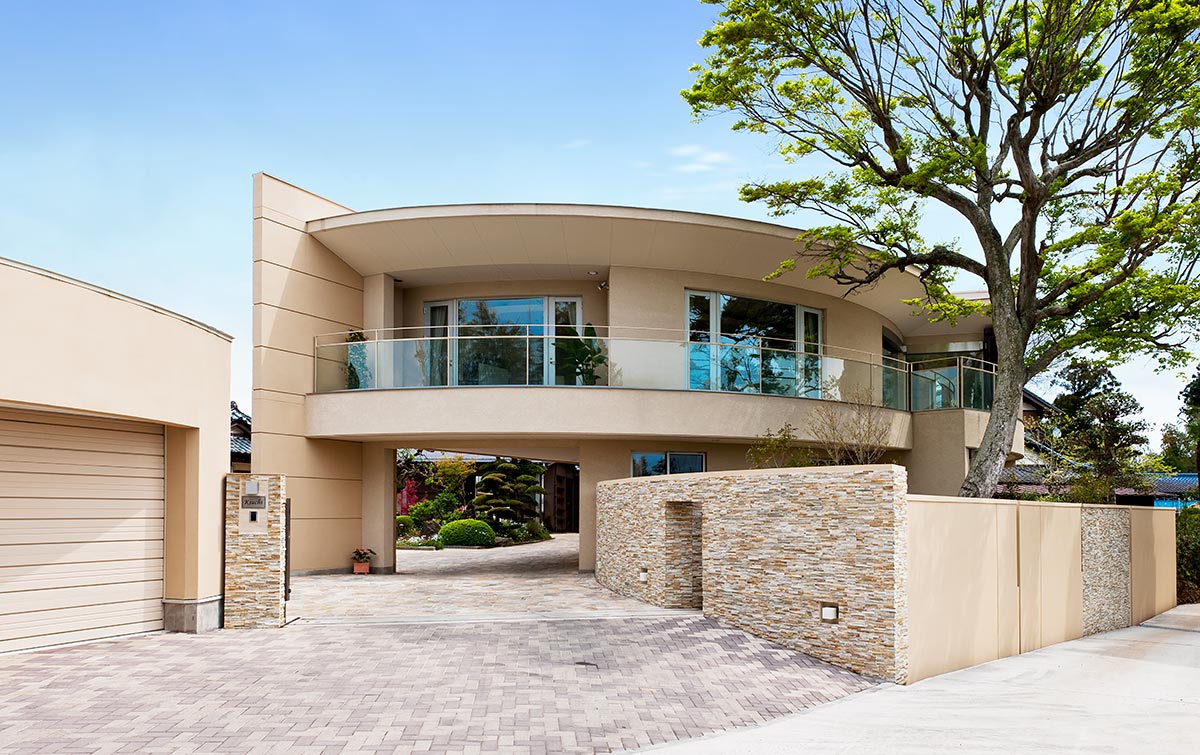 Curved modern house exterior design│高級住宅外観