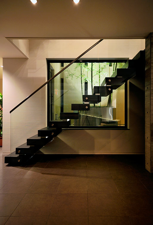 Modern staircase design│高級住宅