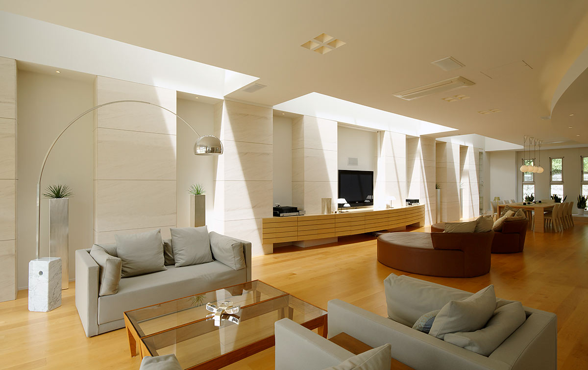 Modern living design with Skylight│高級住宅コートハウス