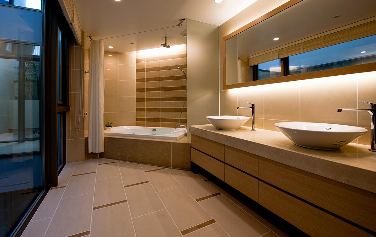 Bathroom design color is beige│高級住宅