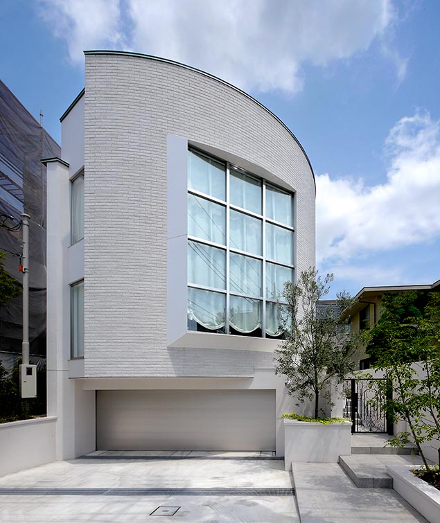 modern house exterior design with large windows│高級住宅外観