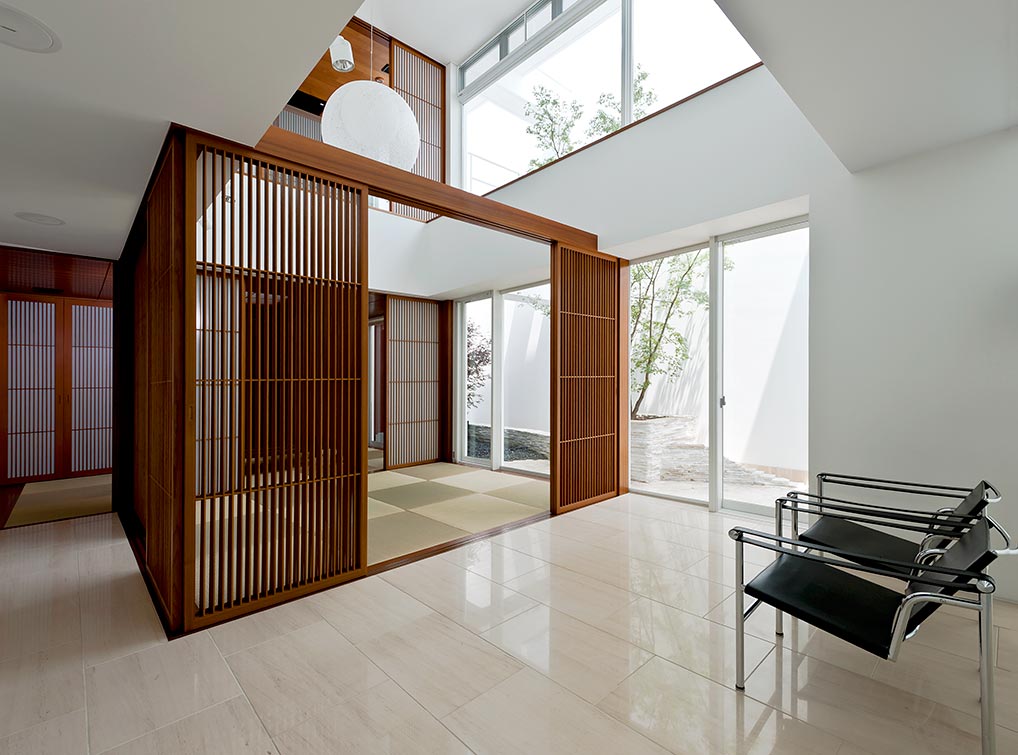 Modern Japanese-style room design│高級住宅コートハウス
