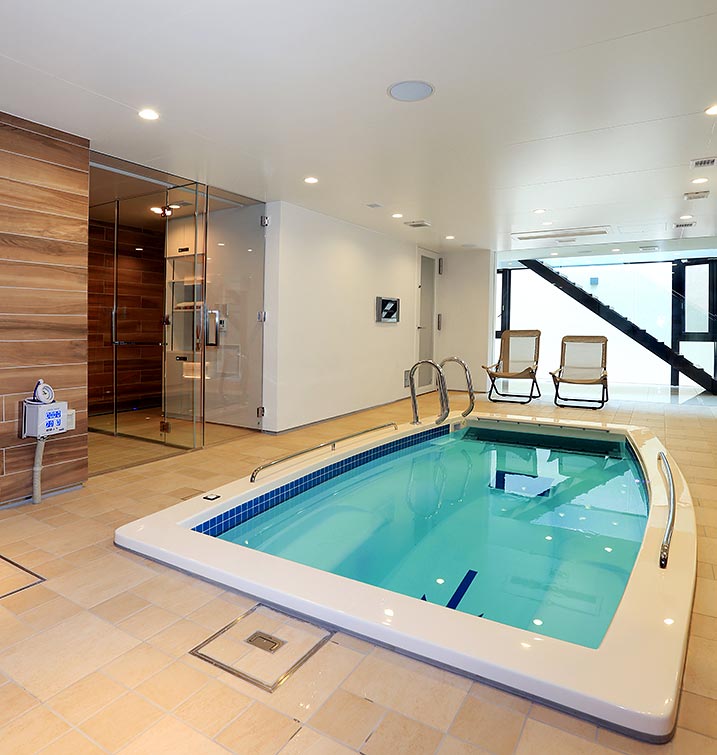 Indoor home pool design│高級住宅コートハウス