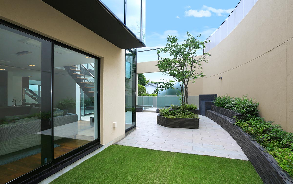 Terrace design grass│高級住宅