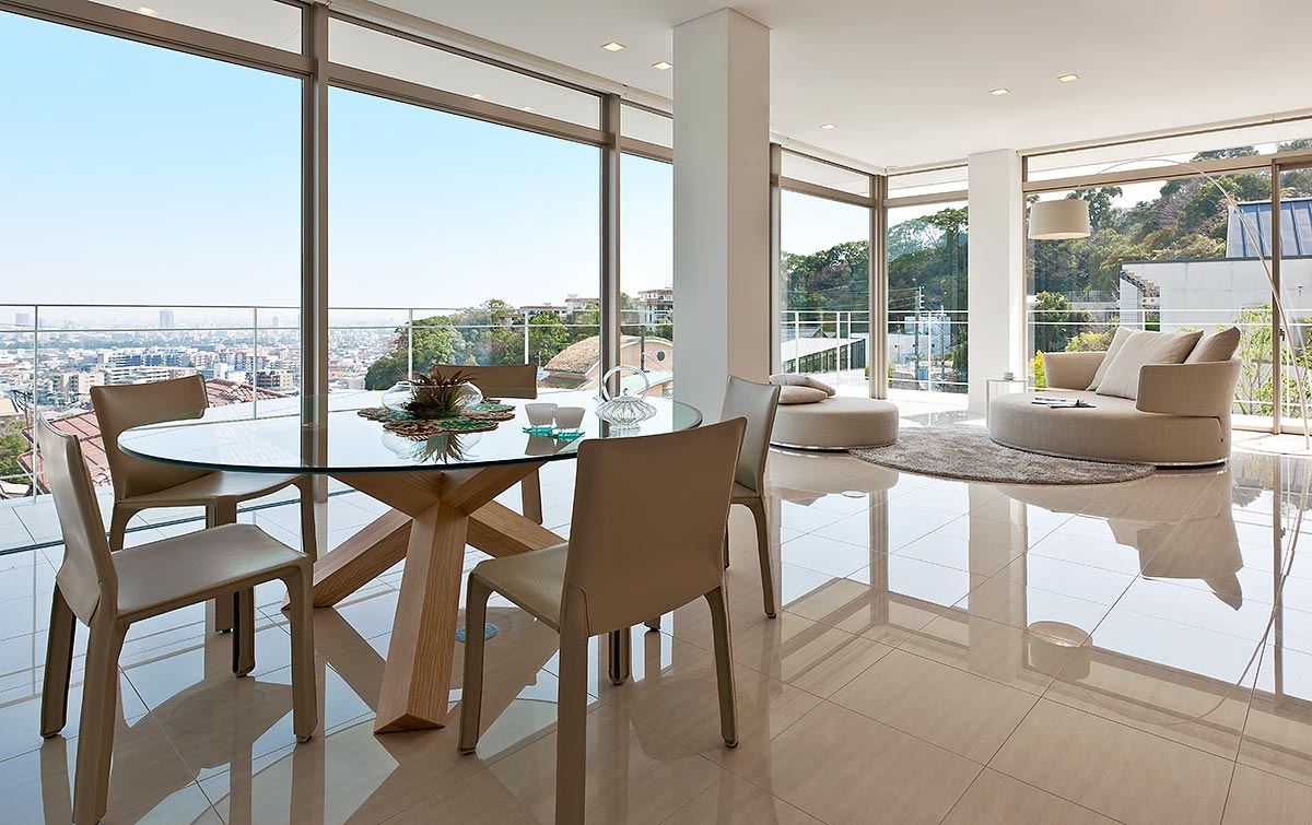 Beige and white modern living-dining design│高級住宅