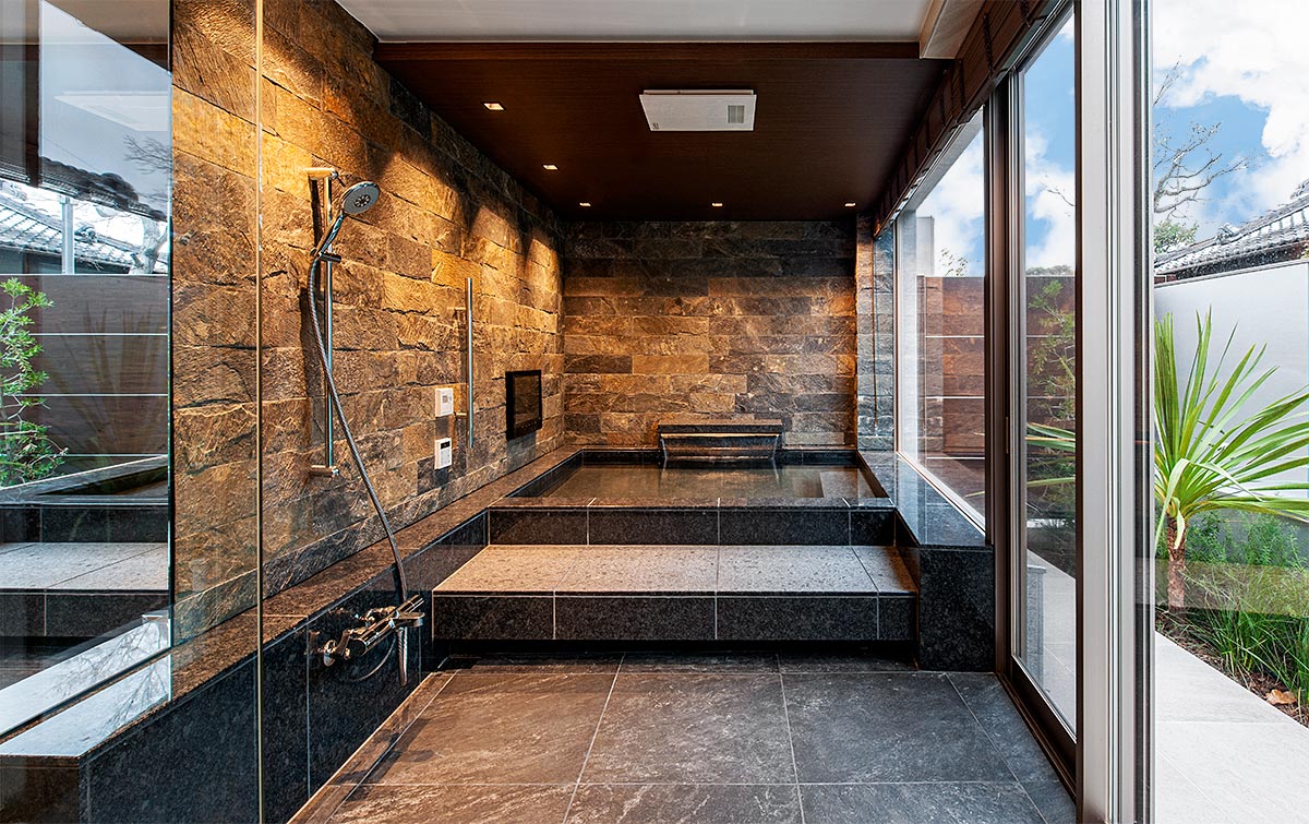 Bathroom design│高級住宅 天然石のバスルーム